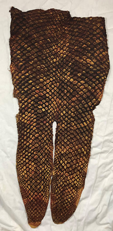 Castanho Avermelhado Tamponado - Inverted Scales